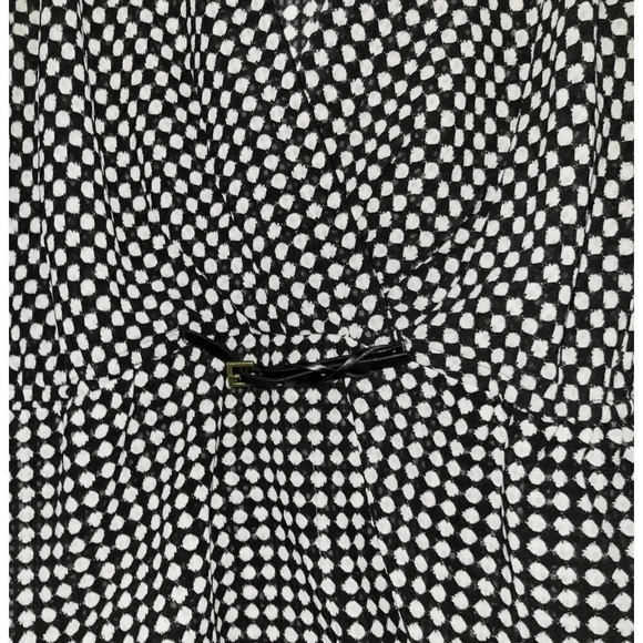 Studio M women's Polka Dot faux belted short sleeve Blouse  - large - Picture 3 of 7